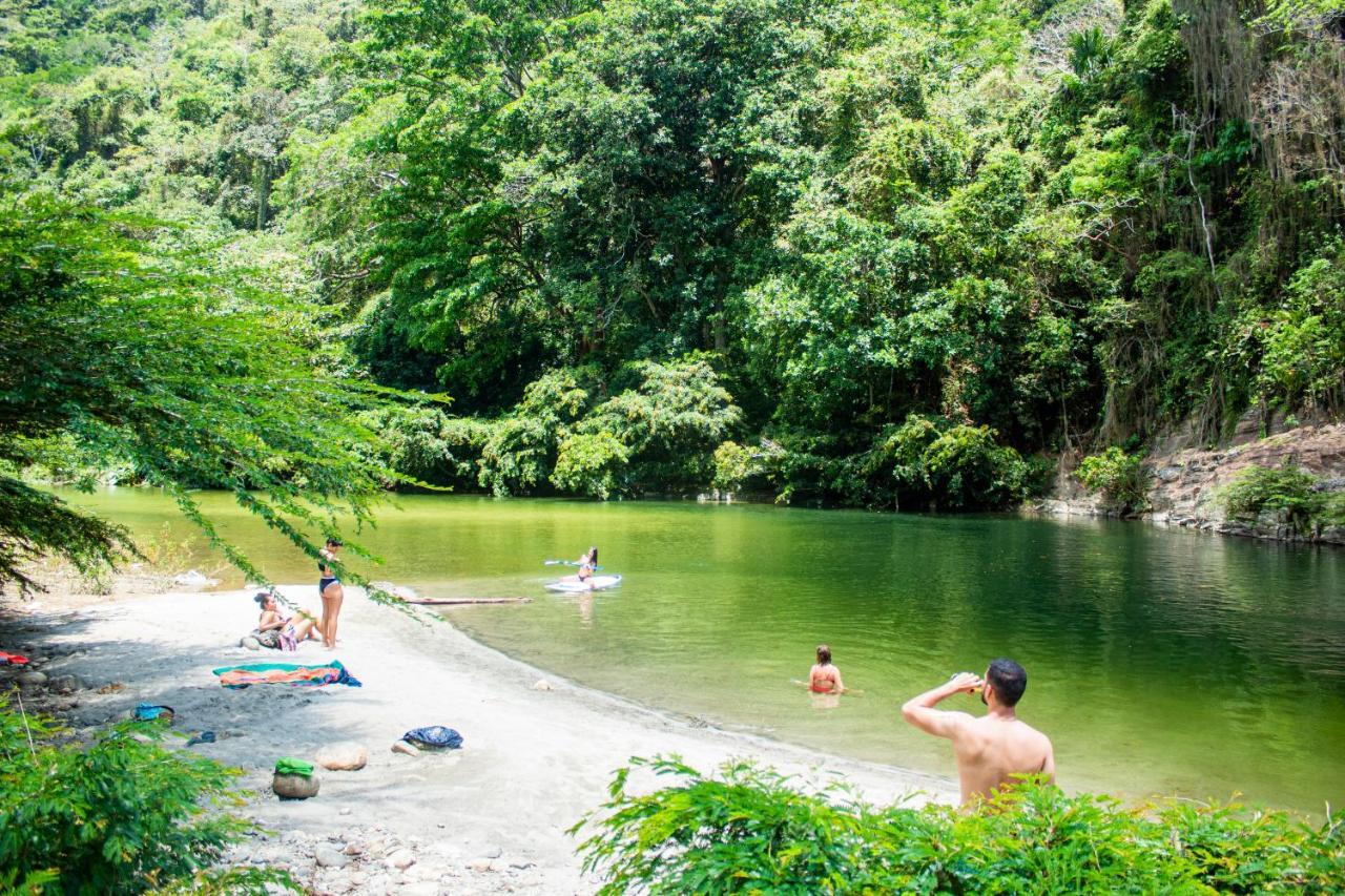 Rio Hostel Buritaca Luaran gambar